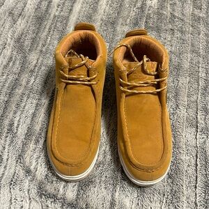 Lugz Chutka Boots. Men’s 8.5. Lightly used, I needed a smaller size.